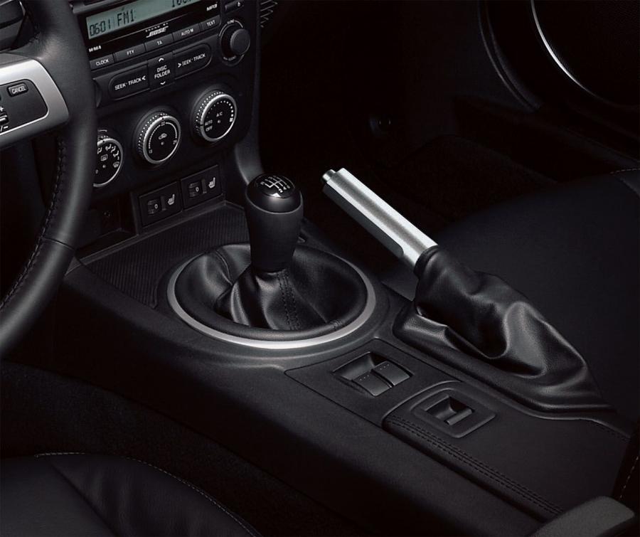  Mazda MX-5 2012 года  (фото 2 из 60)